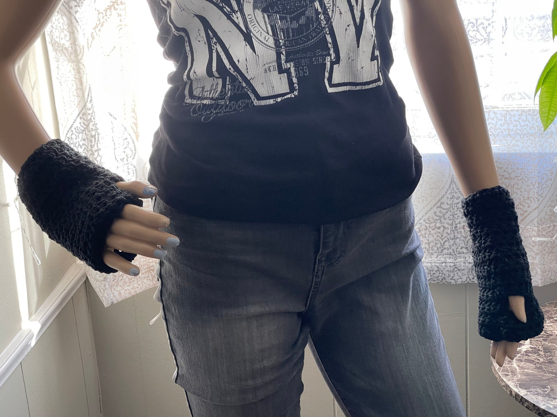 Fingerless Gloves